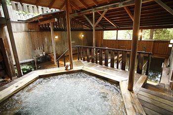 Choraku Ryokan Кобе Екстериор снимка